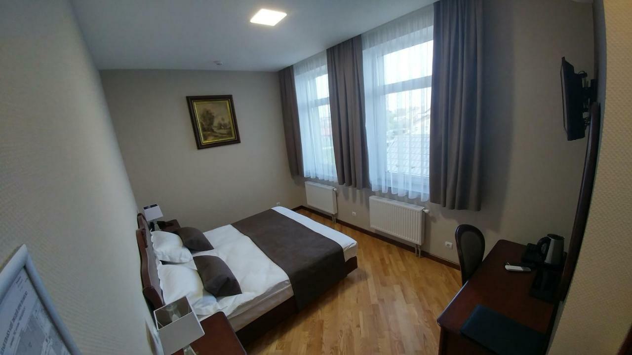 Hotel Meridian Brody Luaran gambar