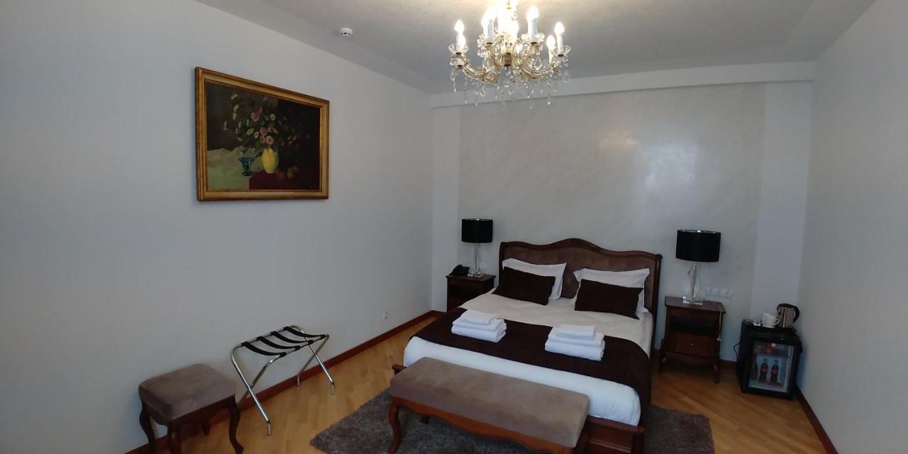 Hotel Meridian Brody Luaran gambar