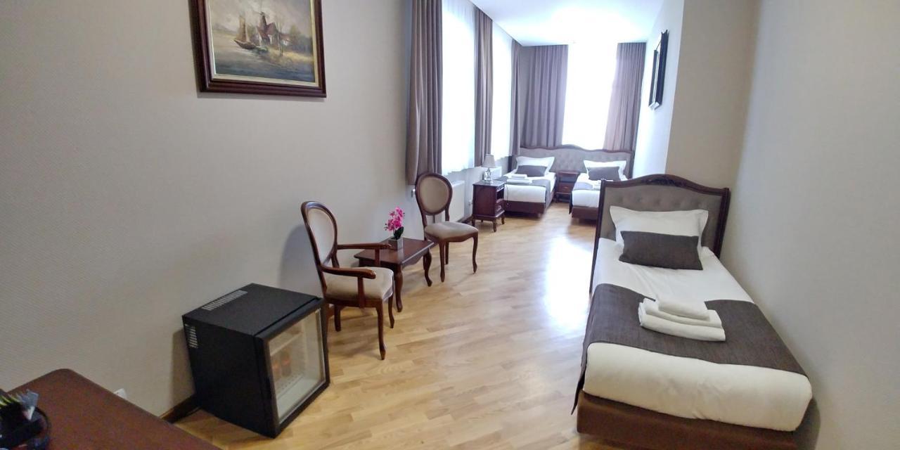 Hotel Meridian Brody Luaran gambar